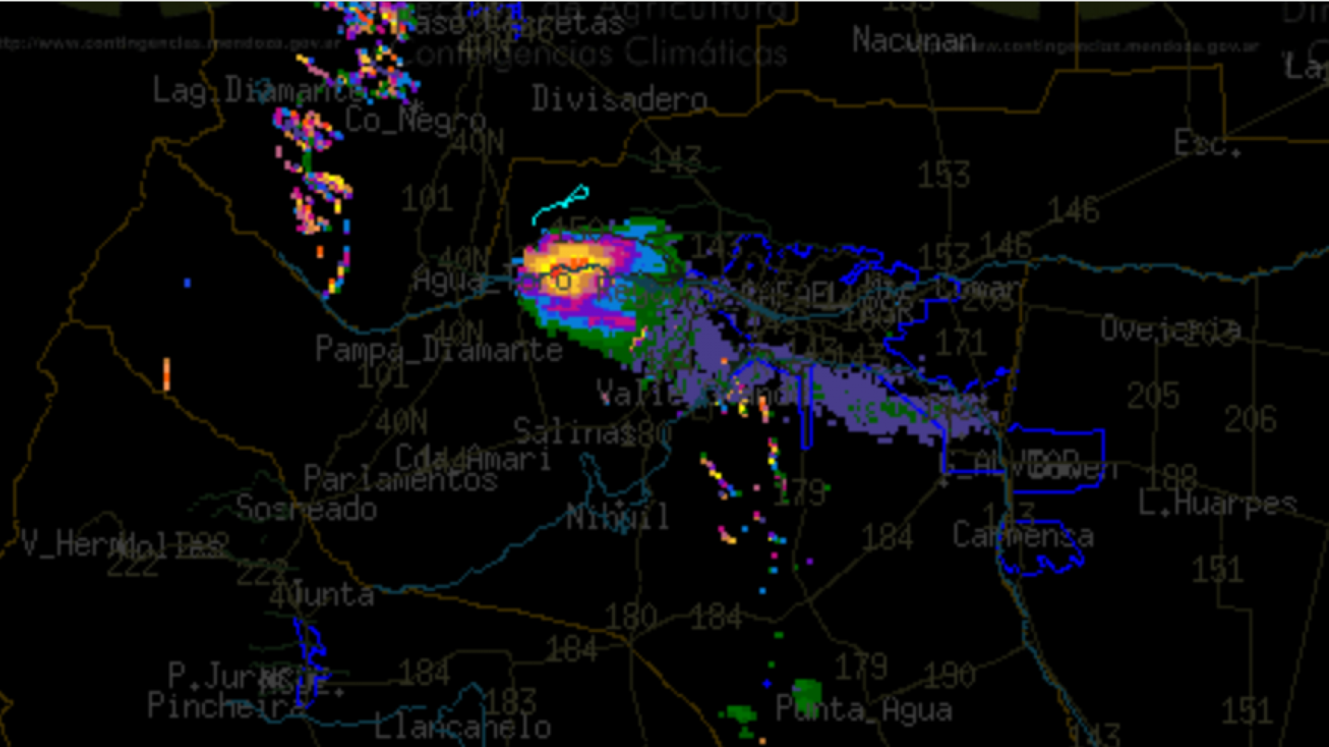 Tormentas: una supercelda y solo nubosidad en la ciudad