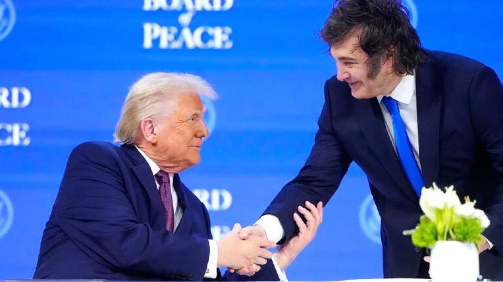 Javier Milei participó de la firma del Consejo de la Paz creado por Donald Trump