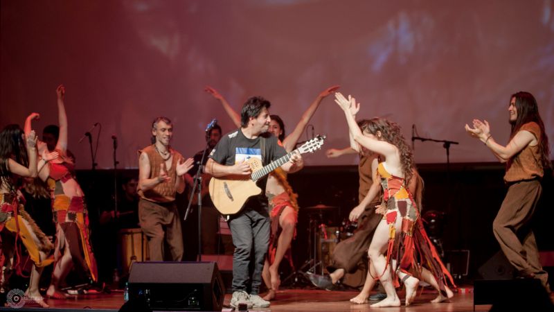 Sabor Cuyano en el Laberinto de Borges