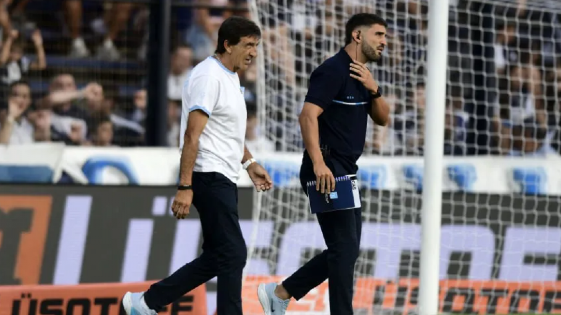 Racing enfrenta a Tigre en búsqueda de su primer triunfo