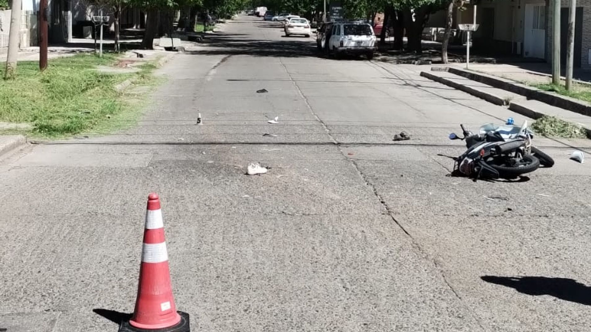 Choque en Las Heras y Beltrán con un motociclista lesionado