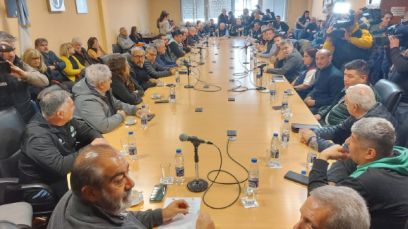 Reforma laboral: La CGT analiza ir a un paro general