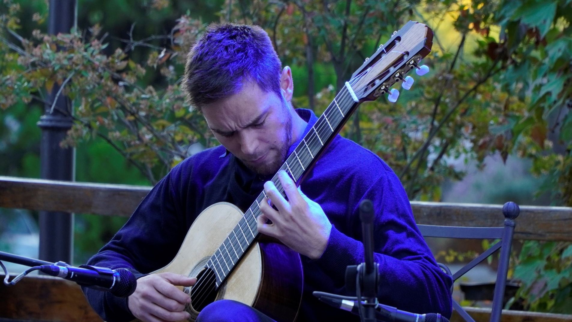 Juan Molina perfecciona su música en Brasil