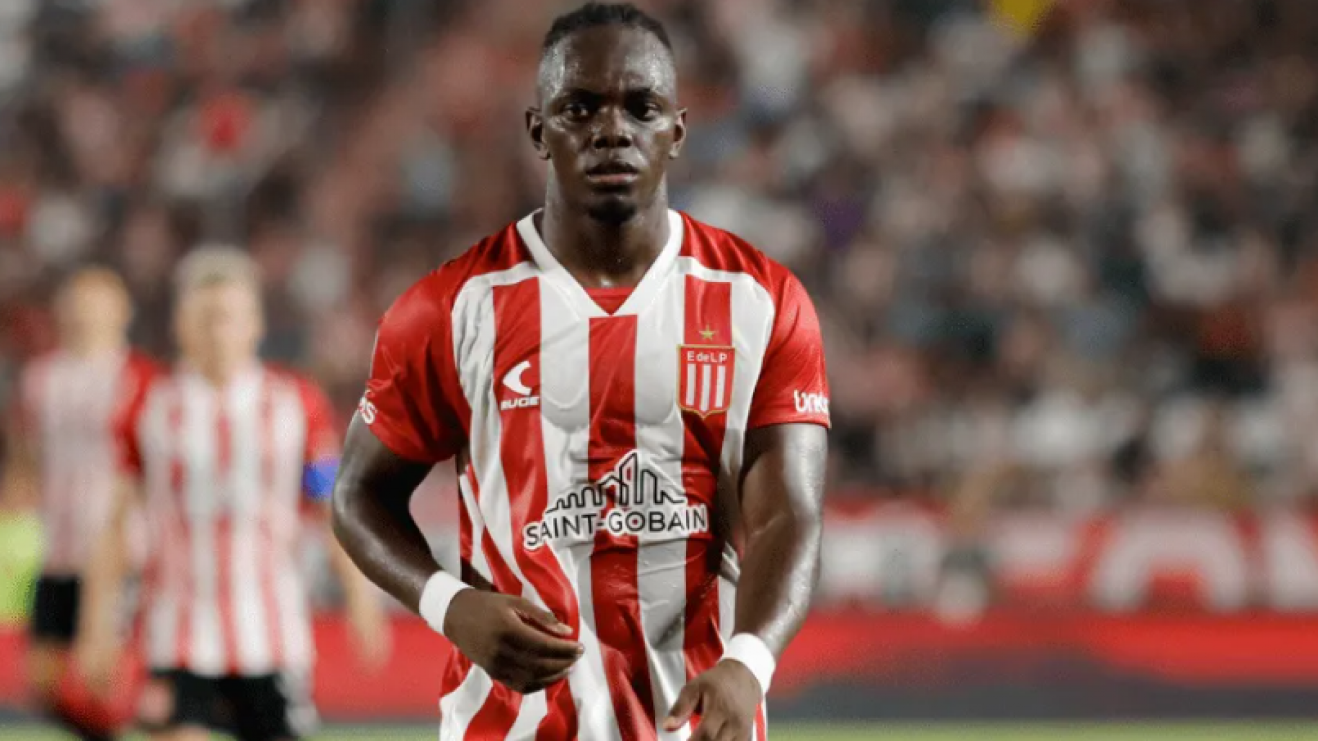 Se estancó el pase de Edwin Cetré a Boca