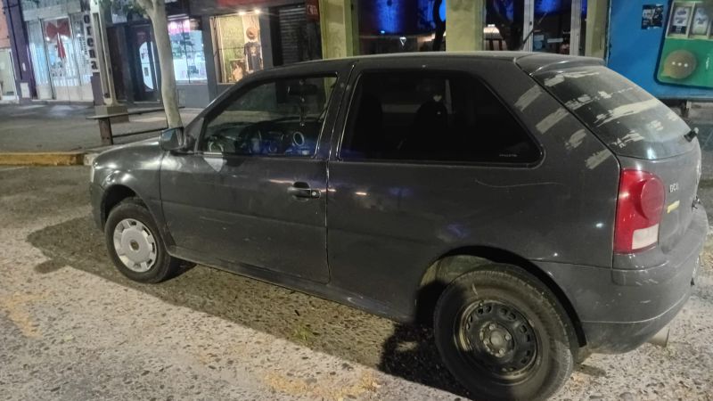 Pasó conduciendo borracho frente a una comisaría y lo "enganchó" un control vial