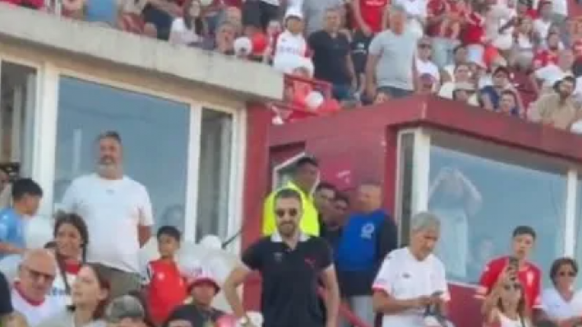 Durísima sanción a los hinchas de Huracán que agredieron al plantel de San Lorenzo