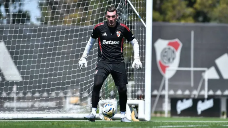 Armani sigue sin el alta médica