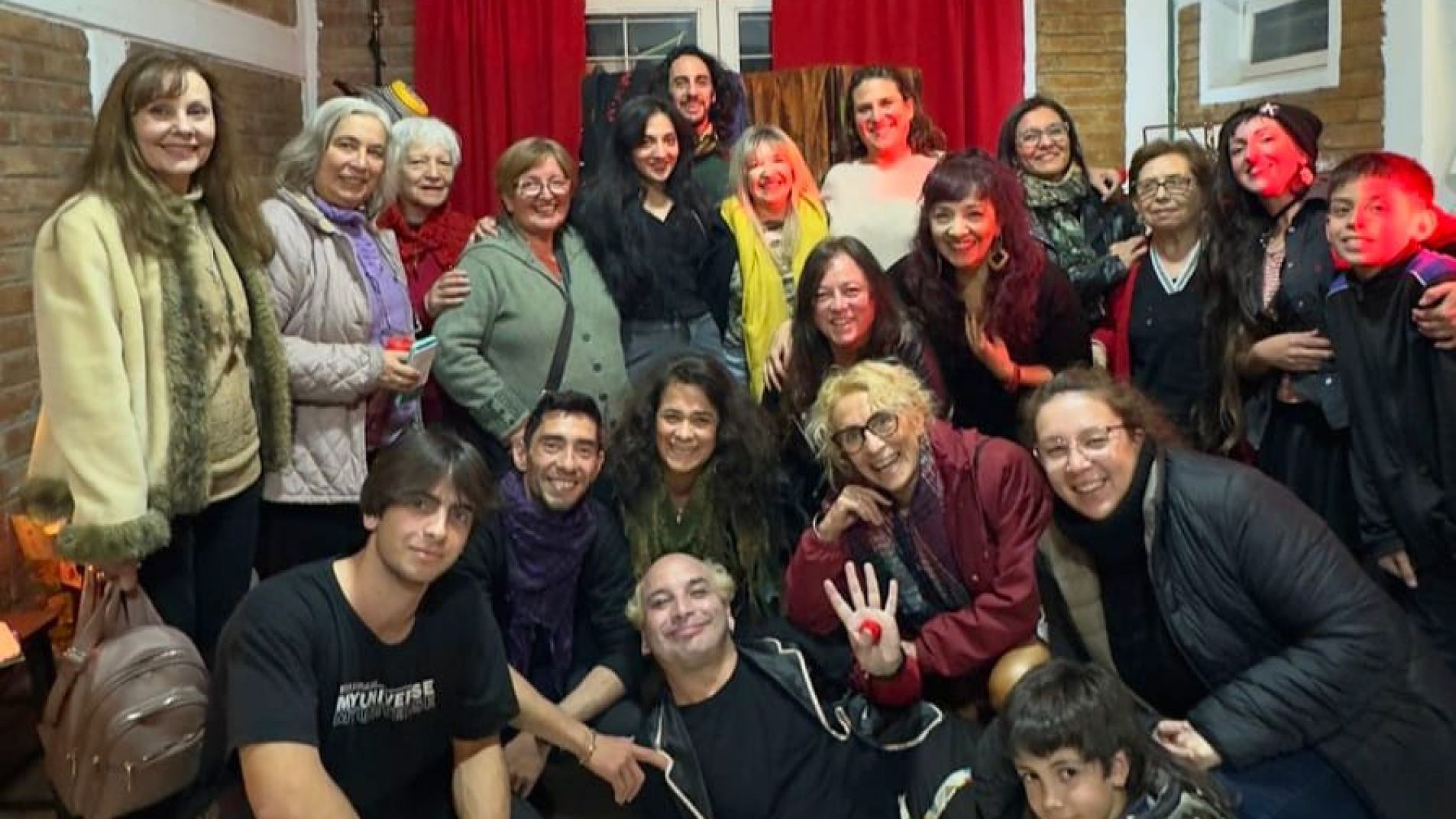 Creer en la cultura: Casa Roja cumple su primer año