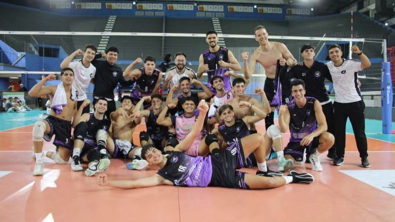 Triunfo y ascenso histórico de S.R. Club a la Liga Nacional de Vóley