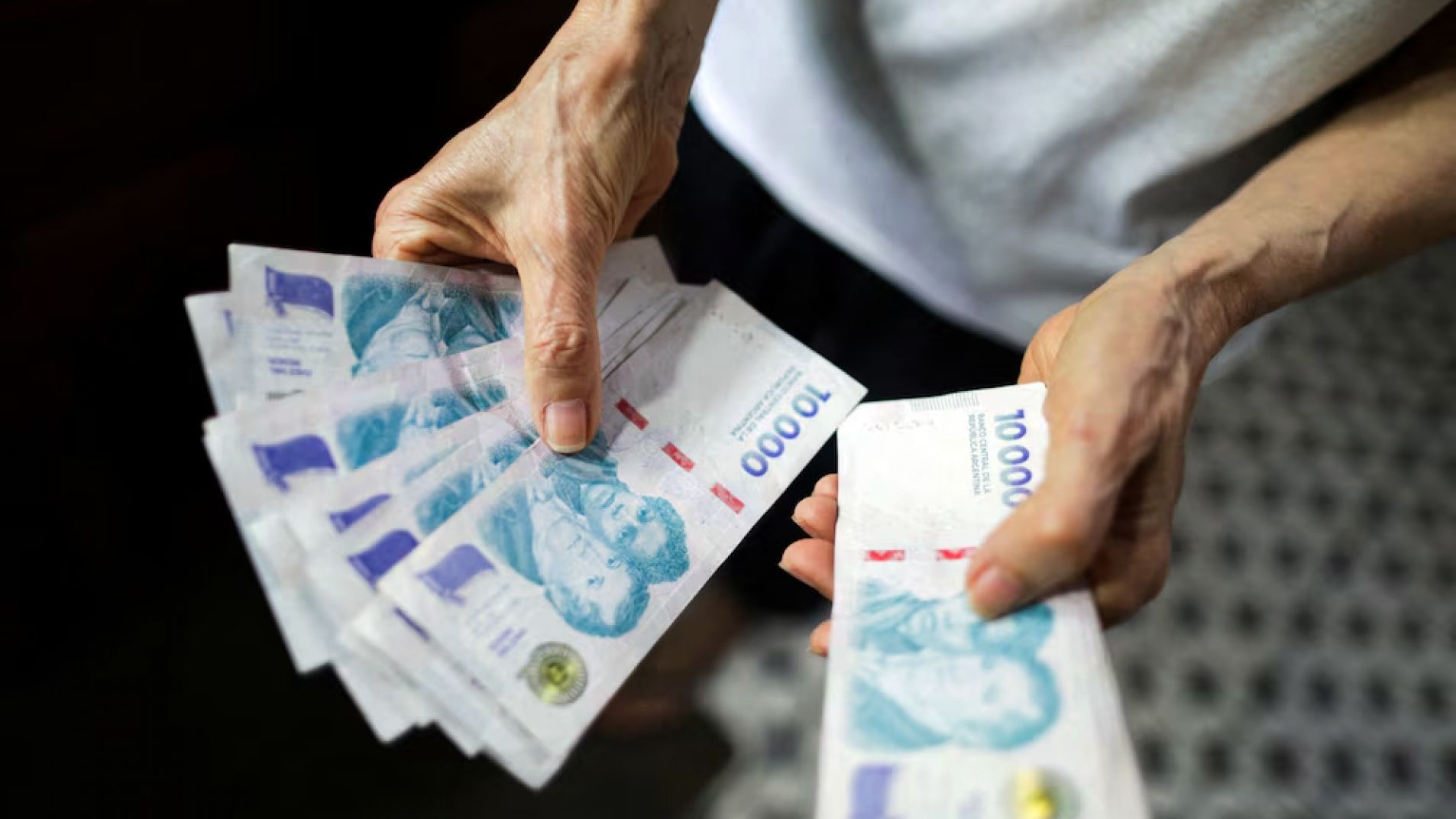 ¿Dólar, plazo fijo o depósito en UVA?: cuál le conviene a los ahorristas