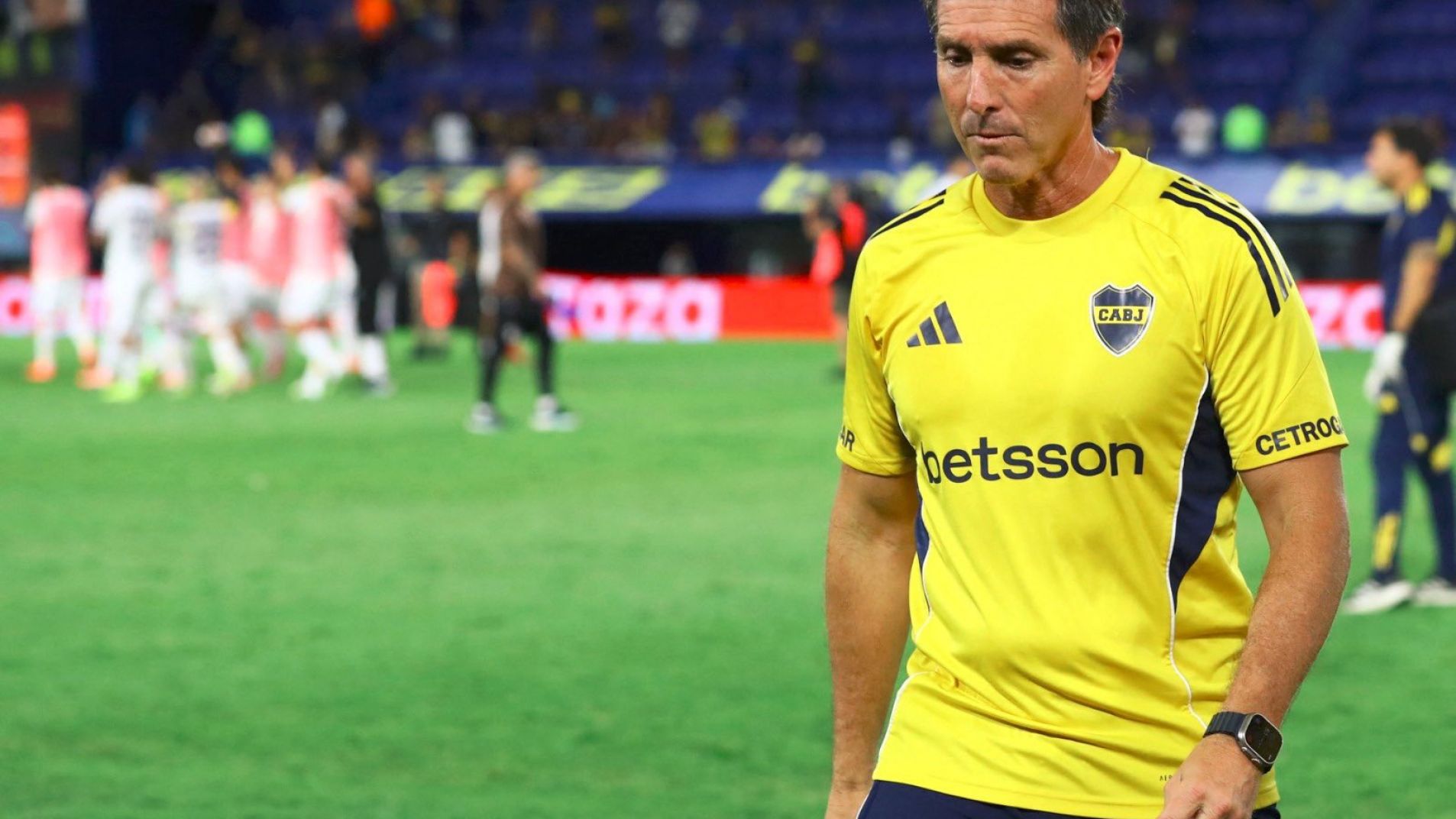 Úbeda mete cambios para ganarle a Racing