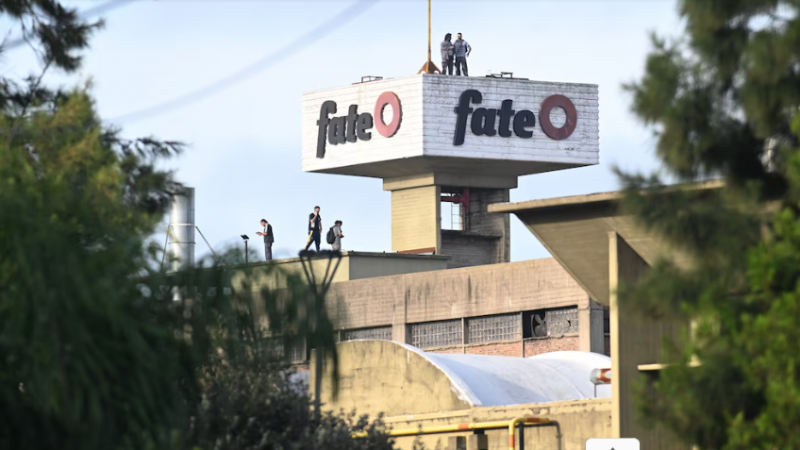 Después de 80 años cerró la fábrica Fate: despide a sus 920 empleados