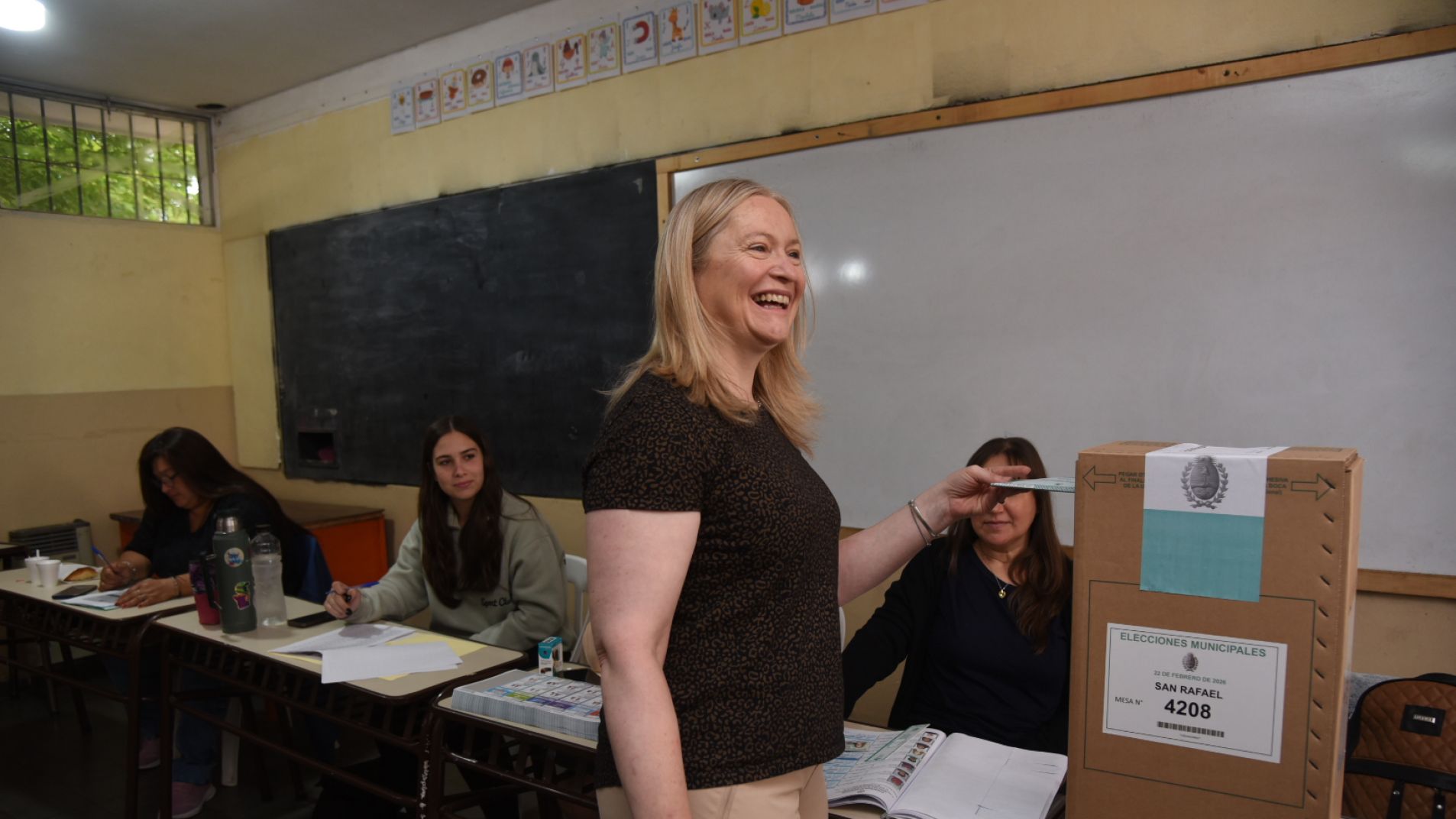 Hebe Casado emitió su voto y recordó las consecuencias de no ir a votar