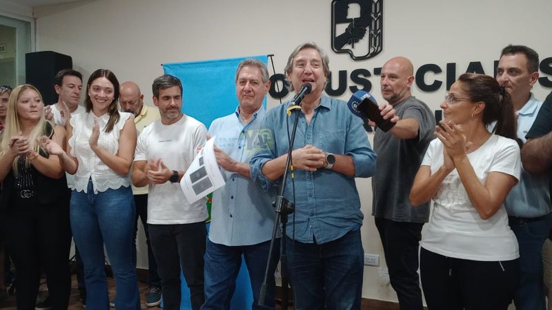 Emir Félix: "Ha sido una elección reñida y vamos a meter tres concejales" (videos)