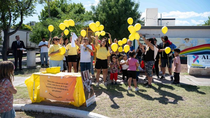 Posta solidaria por el Día Internacional de la Lucha contra el Cáncer Infantil