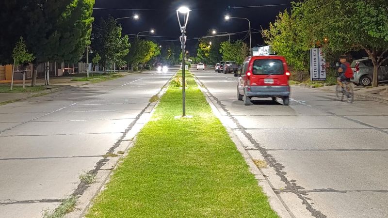 Instalaron 300 luces Led en barrios y distritos