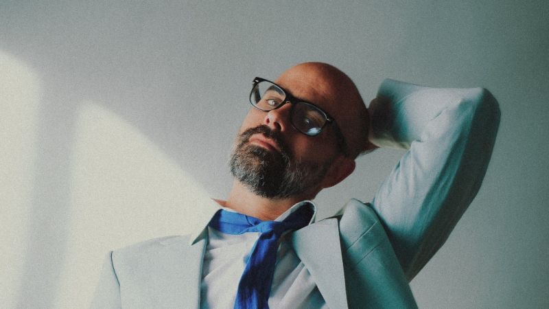 Juan Farre festeja su cumpleaños con un show acústico