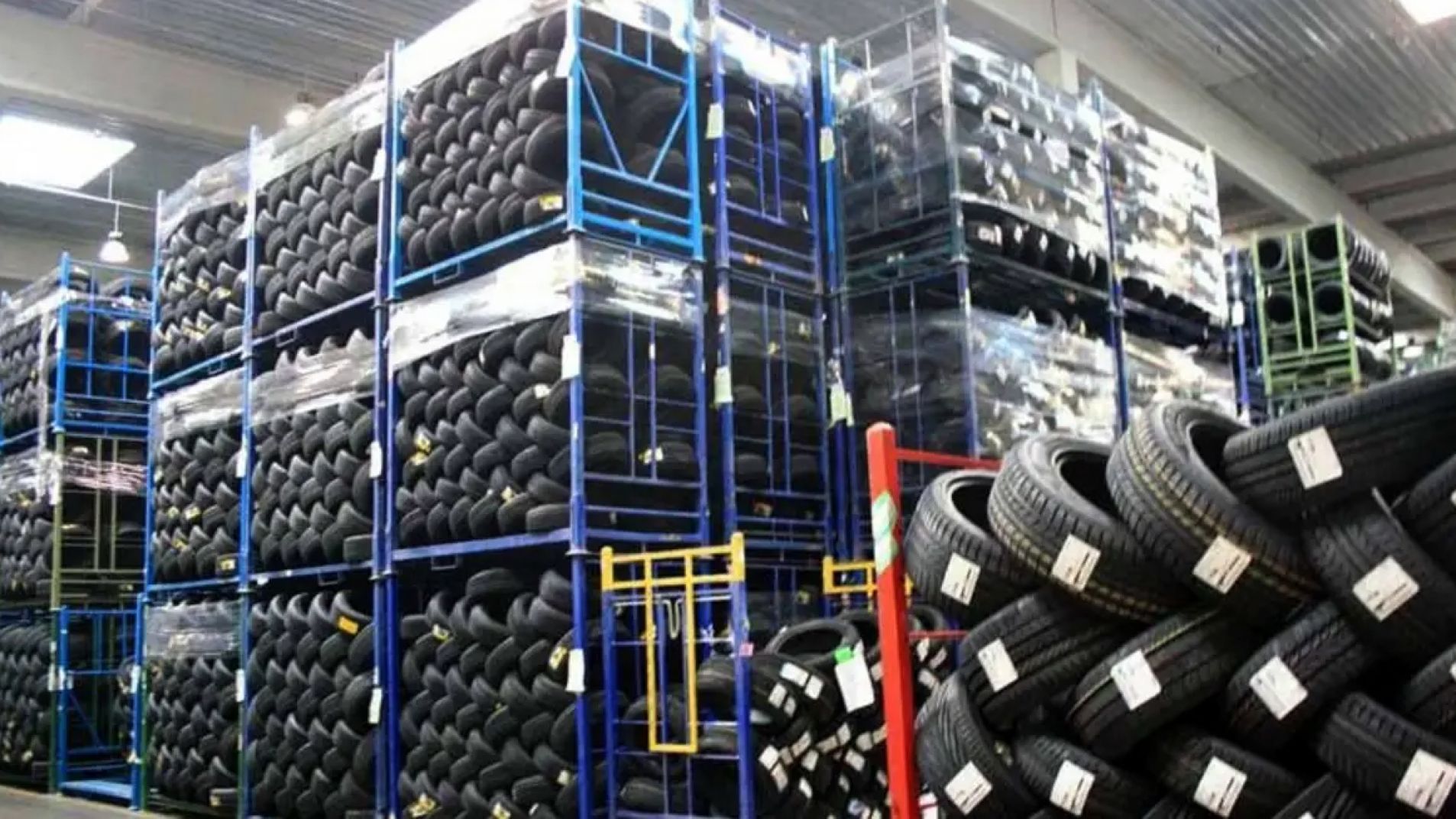 Milei sobre los precios de los neumáticos: "les robaron a los argentinos"