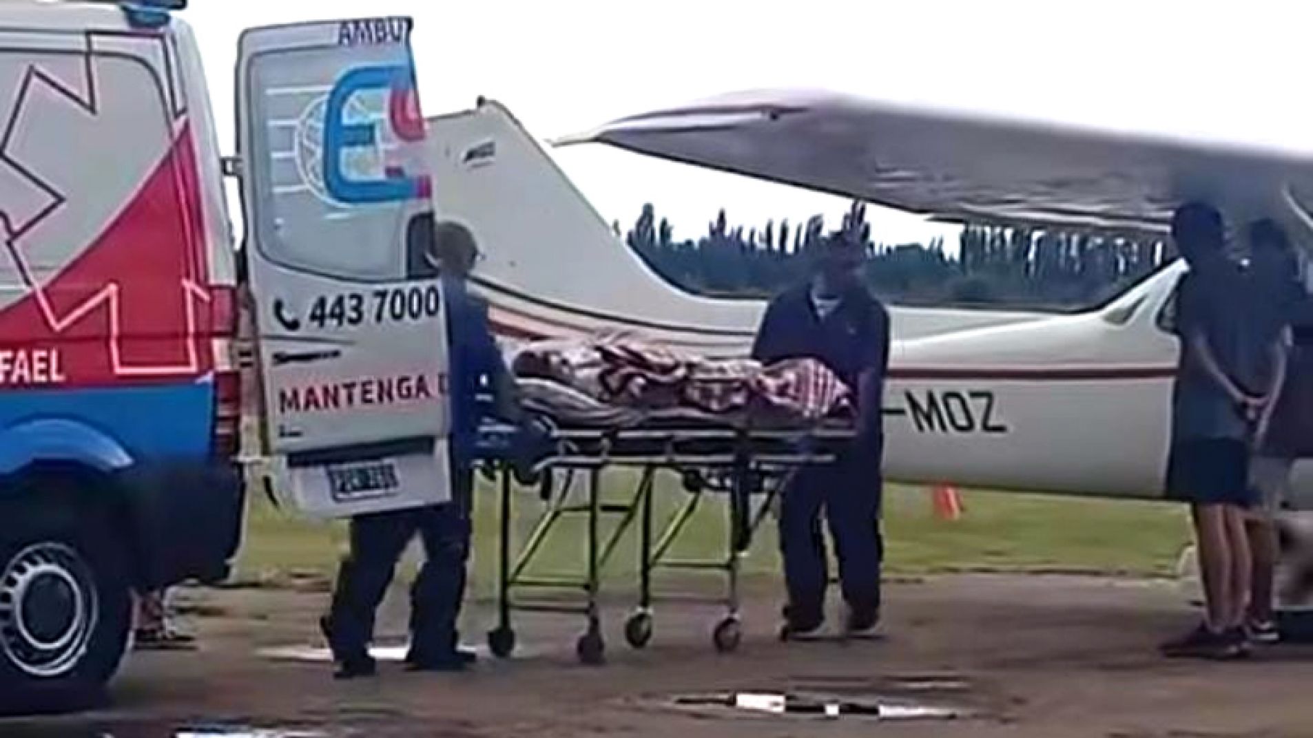 La mujer accidentada fue trasladada en un avión del Aeroclub de Alvear.