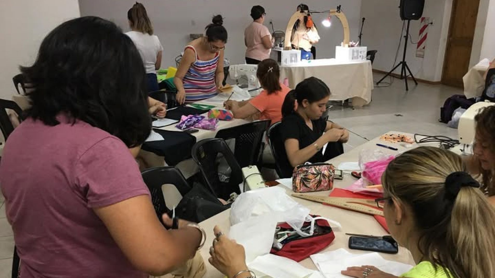 Comienzan los cursos del Polo Textil