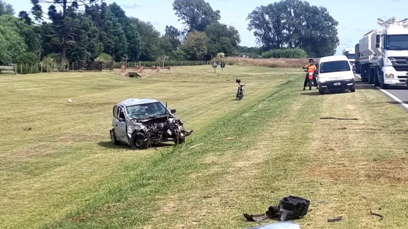 Adolescente de 14 años provocó un choque: un muerto y varios heridos
