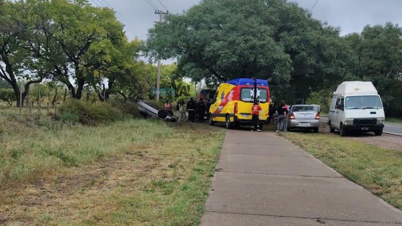 Falleció una niña de 8 años tras un vuelco en Las Paredes