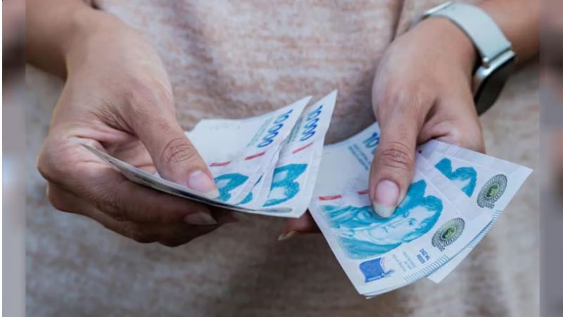 Los ingresos de las mujeres son hasta 30% inferiores a los de los hombres