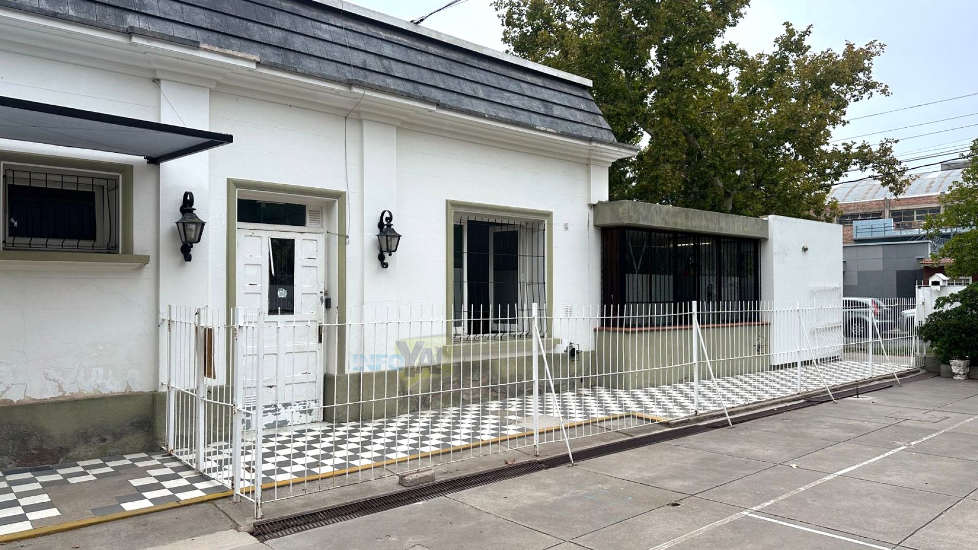 La Escuela IRIS lanzó una rifa para reparar los techos de la institución