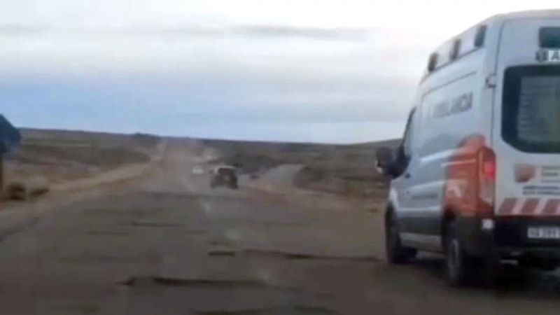 La ambulancia agarró un pozo y revivió a una mujer con muerte cerebral