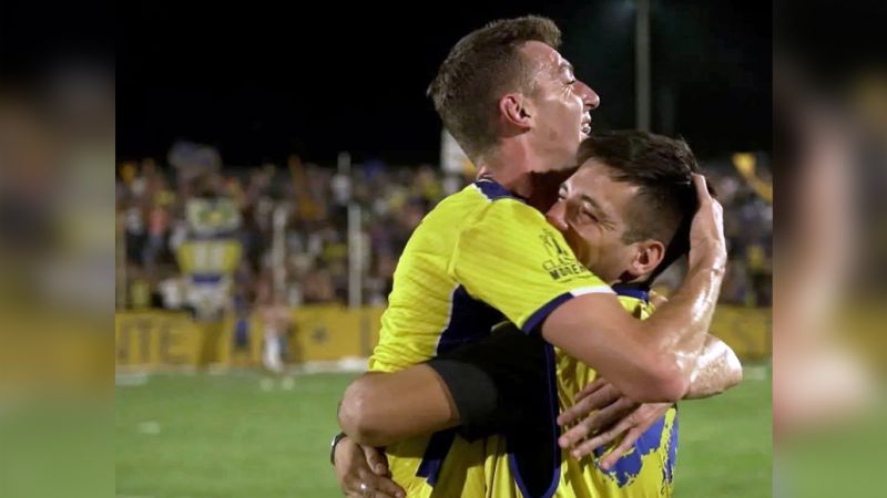 Huracán debutó con una goleada frente a Pilares