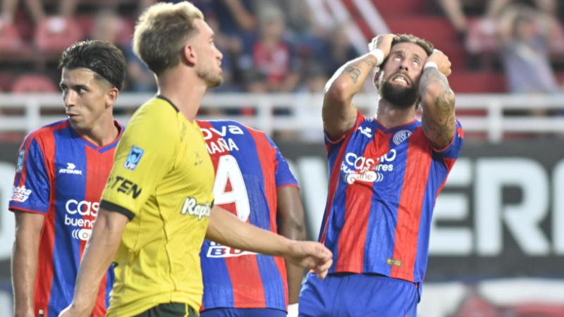 San Lorenzo cayó 5-2 en el Nuevo Gasómetro y se fue silbado