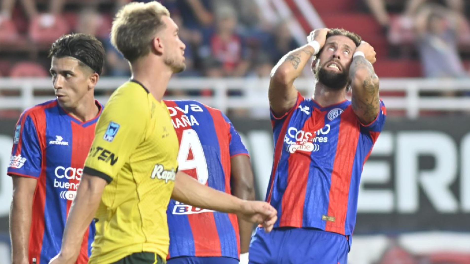San Lorenzo cayó 5-2 en el Nuevo Gasómetro y se fue silbado