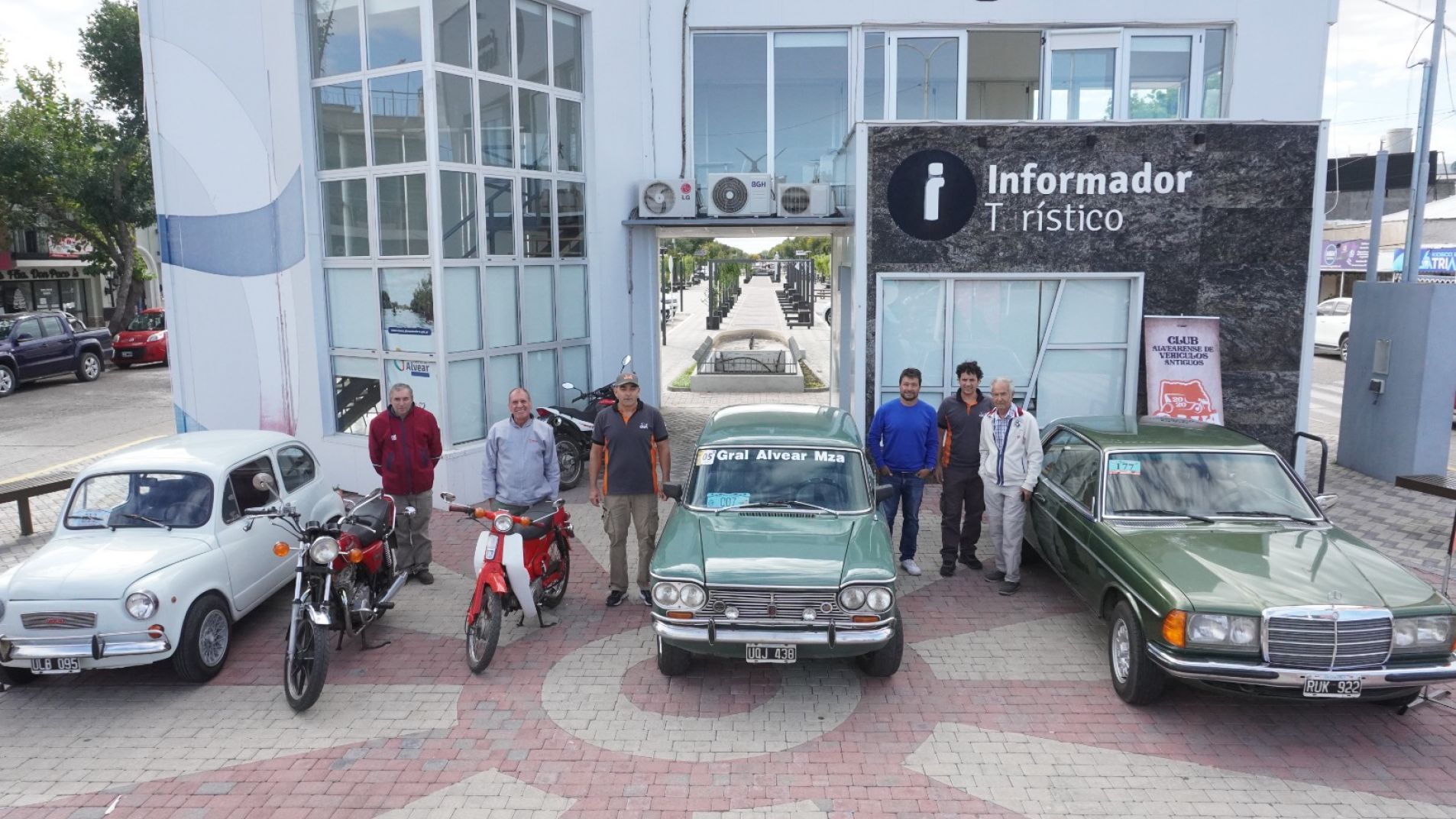 Séptima exposición de Autos y Motos Clásicas