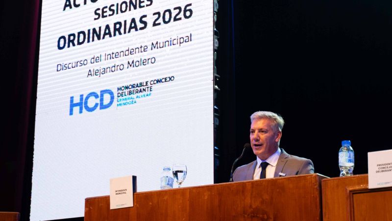 Molero abrió el periodo de sesiones ordinarias