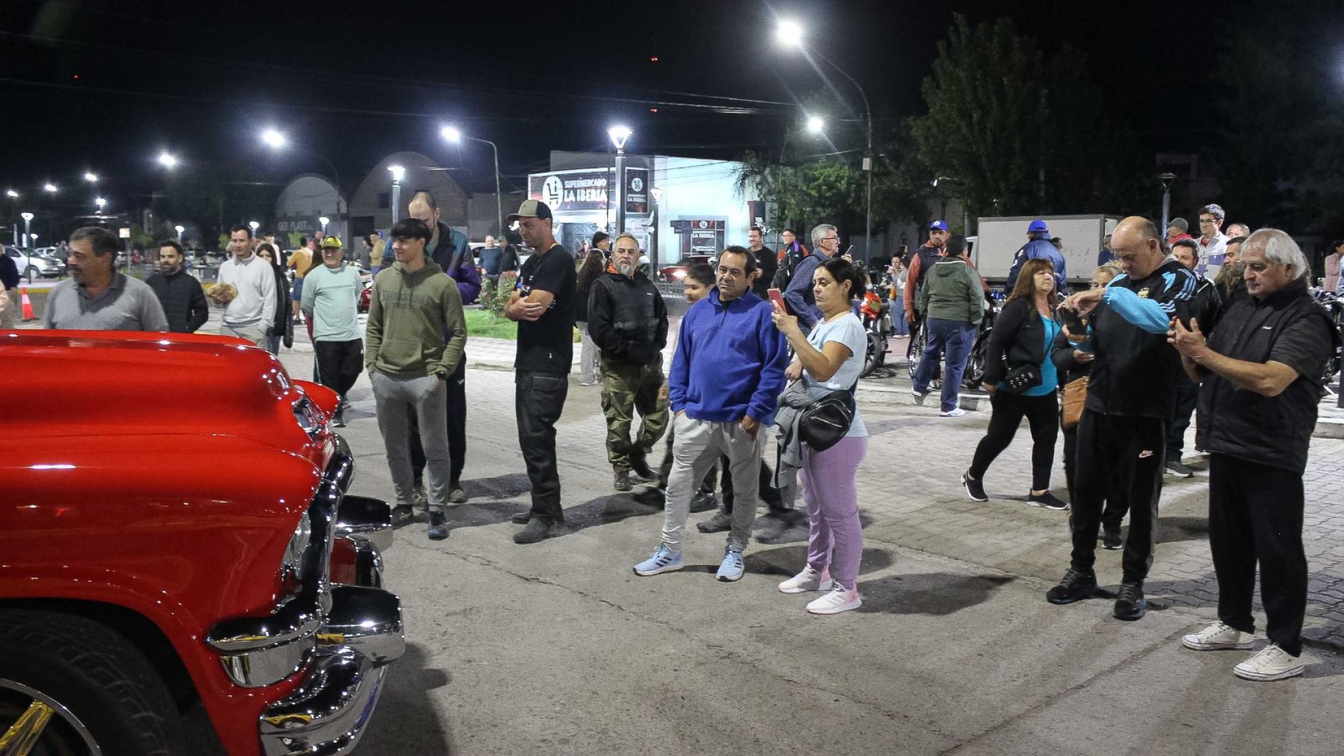 General Alvear vivió un nuevo encuentro de autos y motos antiguas