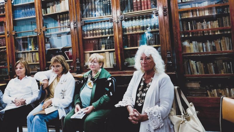 Exitoso encuentro por la poesía