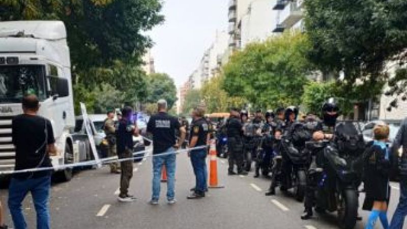 Detuvieron a un camionero que transportaba ketamina líquida valuada en un millón y medio de dólares