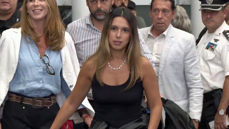 Volvió a la Argentina la abogada acusada de racismo en Brasil