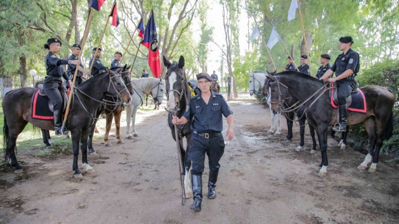 Afortunada, Villano y Curaca se despiden de la Policía Montada del Sur
