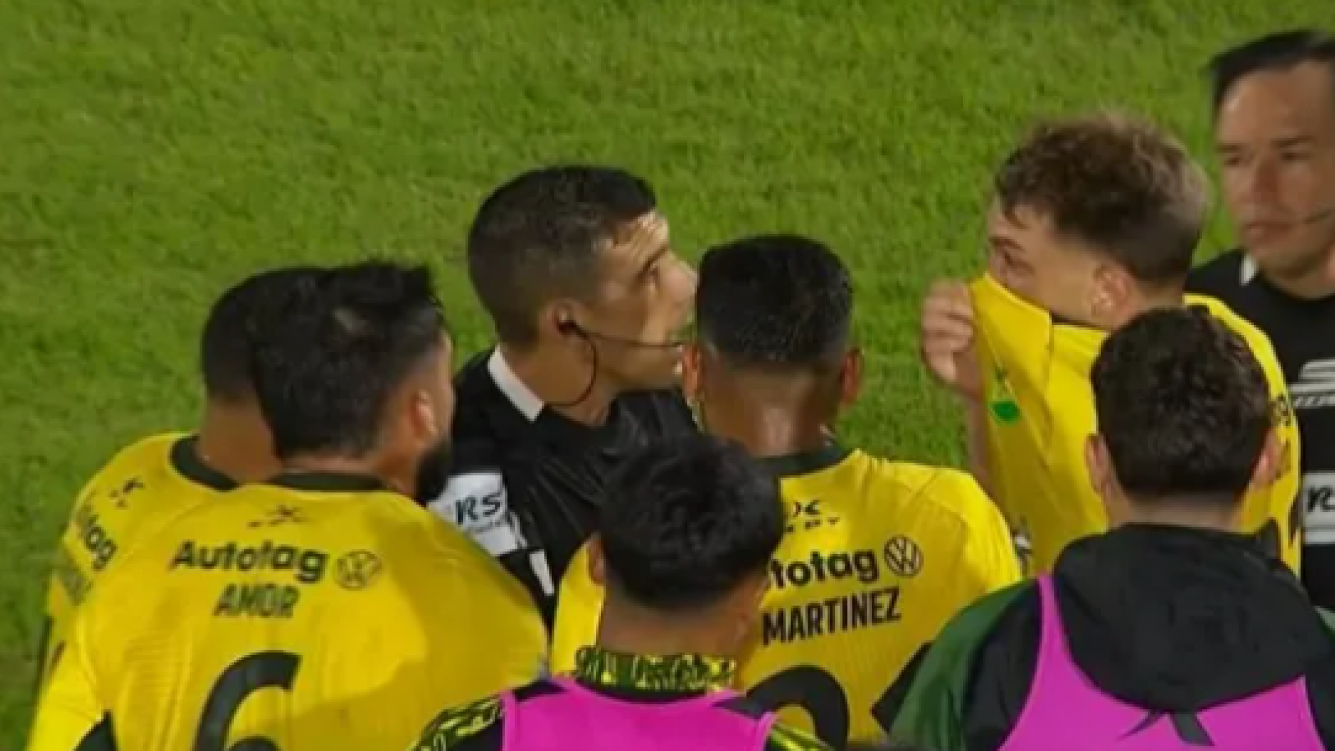 Souto estalló contra Merlos tras la derrota de Defensa