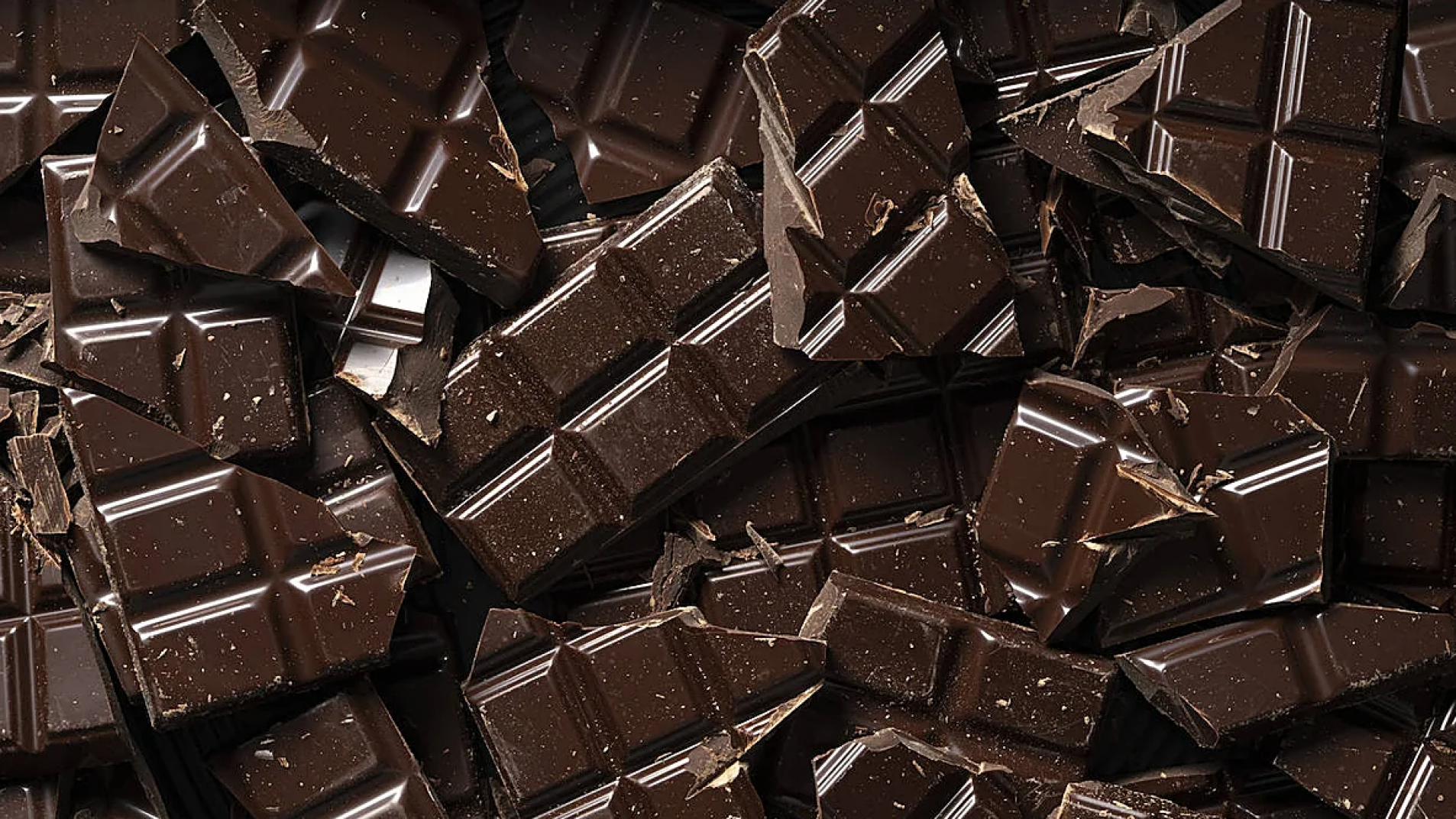 ¿Es malo comer chocolate antes de dormir? alertan sobre su impacto en el sueño