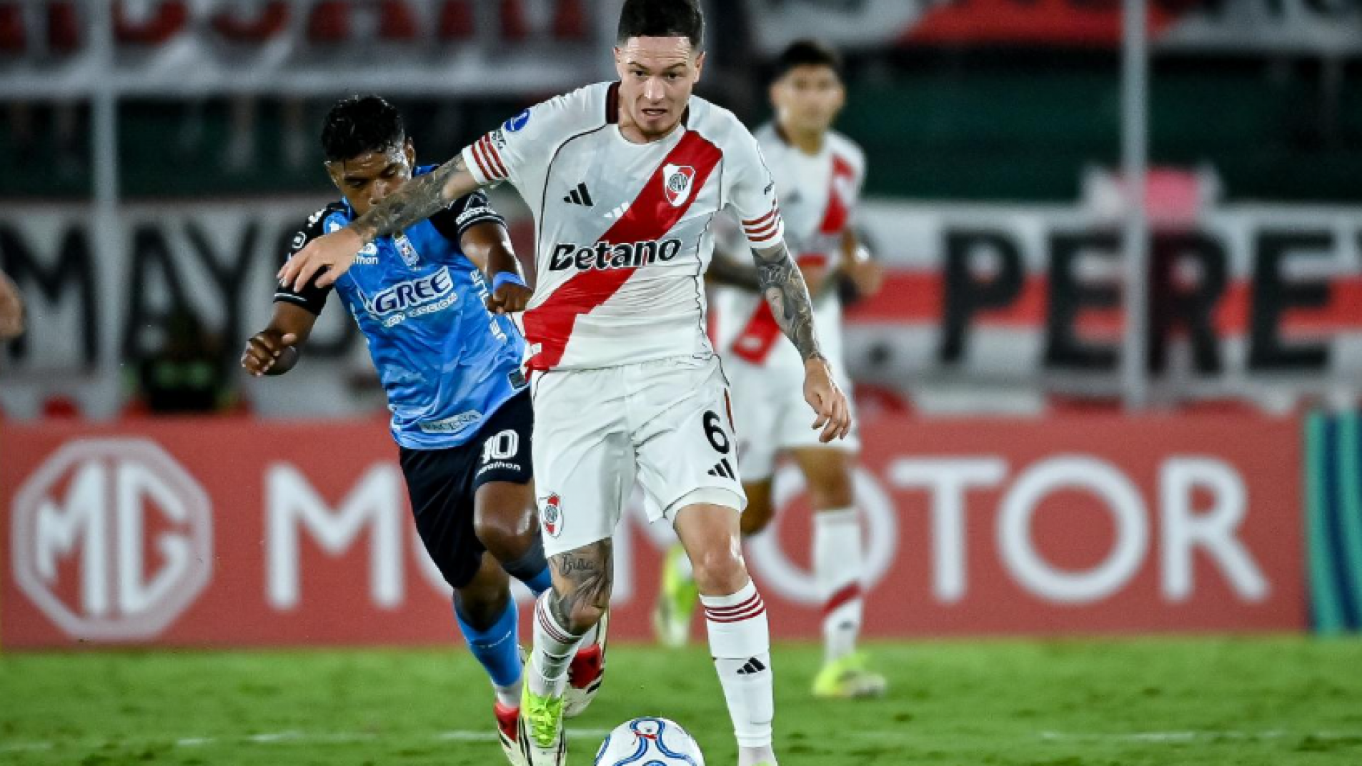 Con diez desde el arranque, River empató y dejó dos puntos ante Blooming