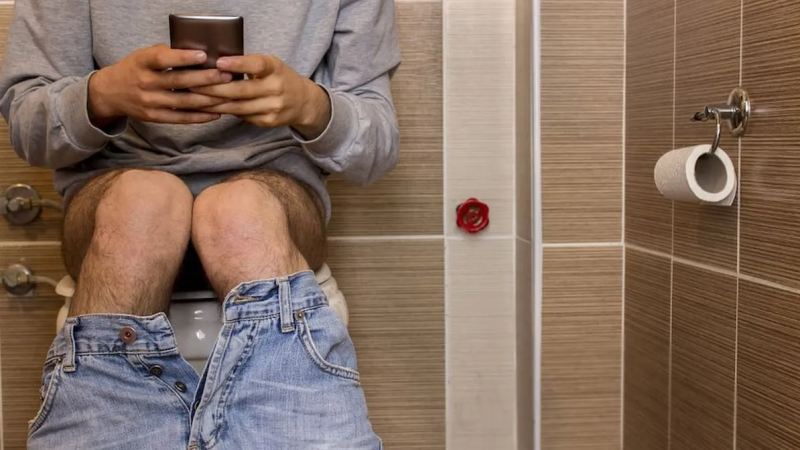 ¿Tu forma de ir al baño es saludable? Claves para detectar señales de alerta