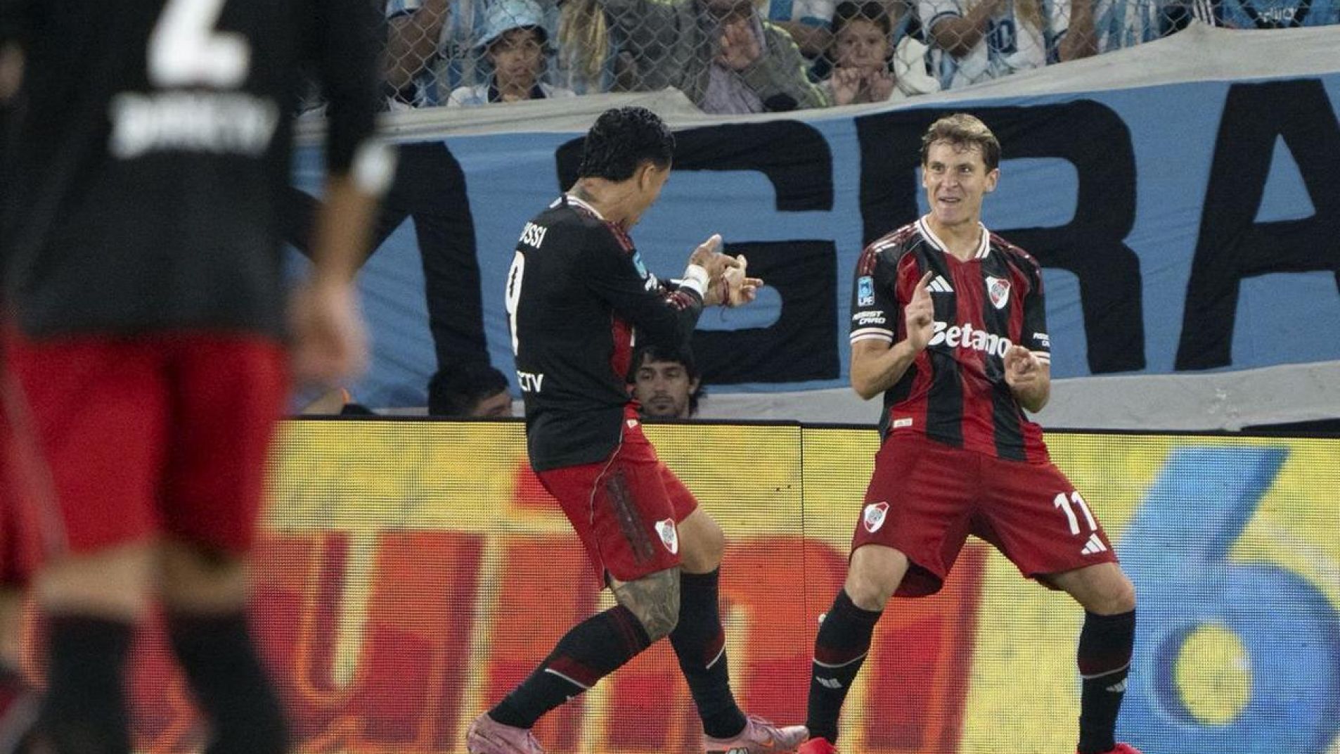 River le ganó a Racing y se quedó con el clásico: mirá los goles