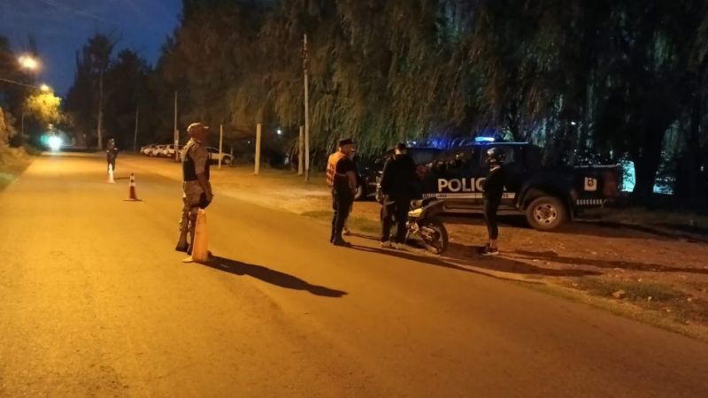 Detenidos y multas en un control intensivo en Las Paredes