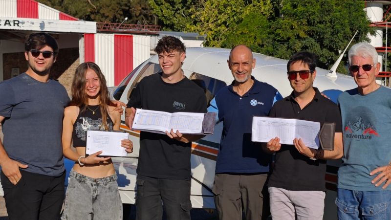 El Aero club de General Alvear sumó nuevos pilotos