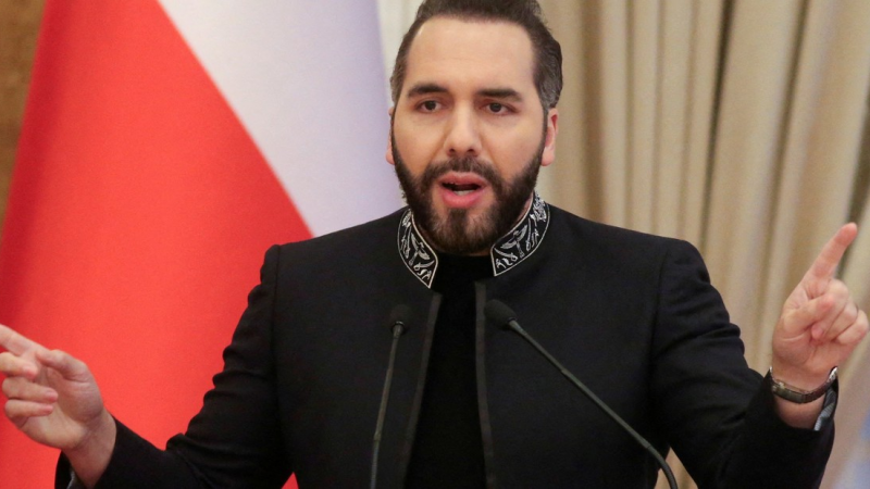 Bukele promulgó la ley de cadena perpetua para menores desde los 12 años