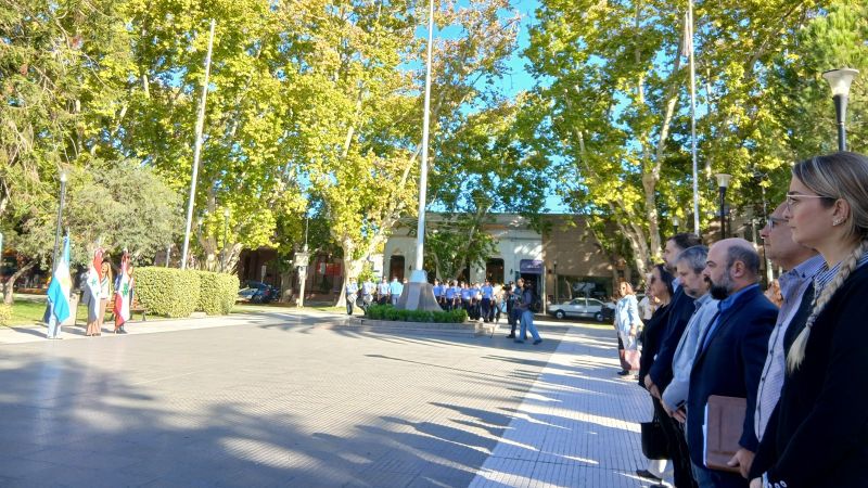 El intendente Omar Félix estuvo en la celebración junto a la comunidad siria