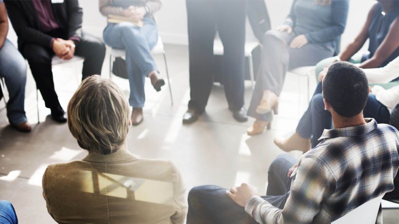 Activaron un grupo de autoayuda para personas deprimidas o con adicciones