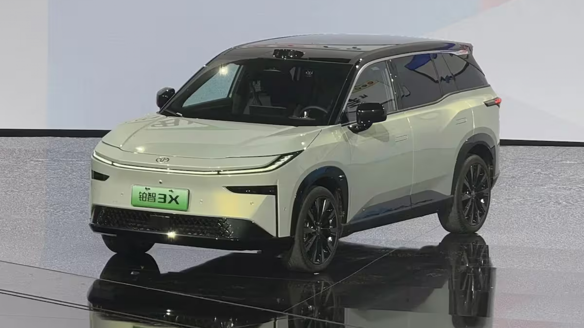 Toyota lanza el auto más barato de su historia